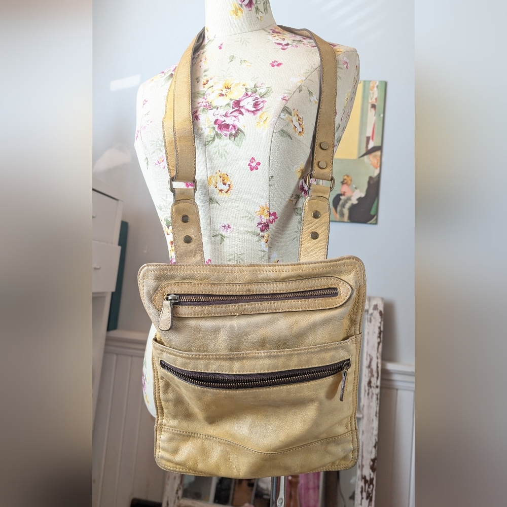 Danier  Leather Sling ‎ Bag